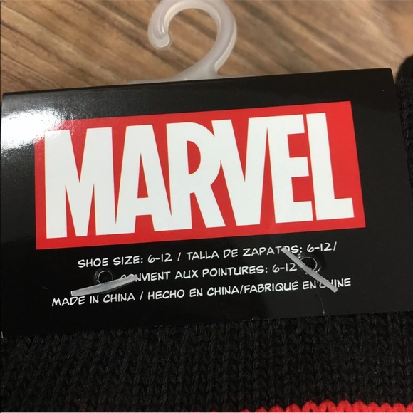 MARVEL MENS AVENGERS CHRISTMAS LONG SOCKS NEW - Picture 4 of 4
